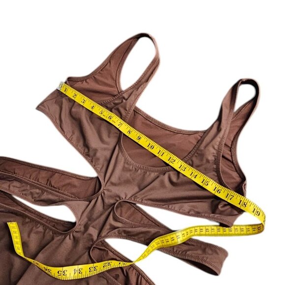 SKIMS Womens One Piece Monokini Swimsuit, Cut Outs, Brown, Plus Size Swim, 3X - Picture 6 of 9